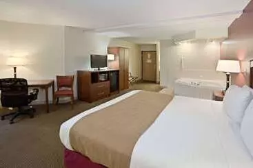 هتل Americinn By Wyndham Mitchell