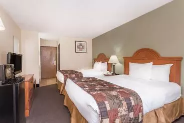 ホテル Baymont By Wyndham Lagrange