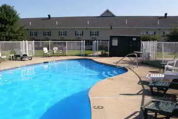 호텔 Quality Inn & Suites