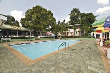 فندق El Pueblo Rhizort