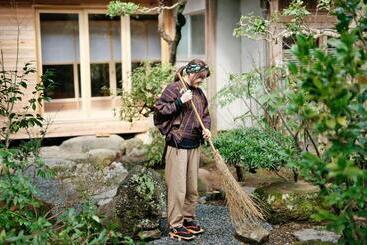 Cămin Japanese Guesthouse Kinosaki Wakayo