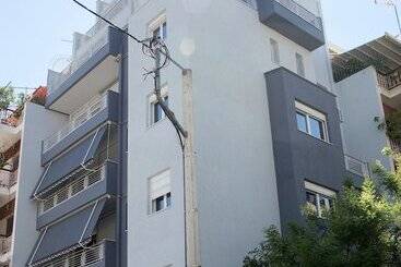 Alekos Apartments 1 νetflix