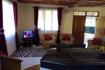 Hotel Sea Breeze Villas