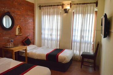 هتل آپارتمان Newa Home