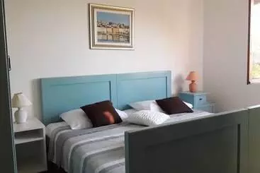 Turistlägenheter Apartmani Bako Komiza