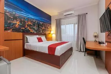 Hotelli Reddoorz Near Universitas Muhammadiyah Palangkaraya