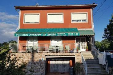 膳宿费 Mirador De Rouris