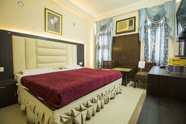 Wow Stayz2 Hotel Jahanvi Dale