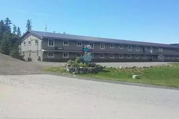 هتل Beluga Lake Lodge