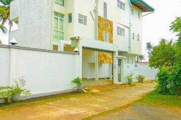 Hotell Onaro Beach View