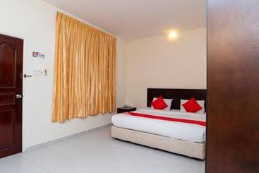 Hotel Oyo 44110 S.v Chalet