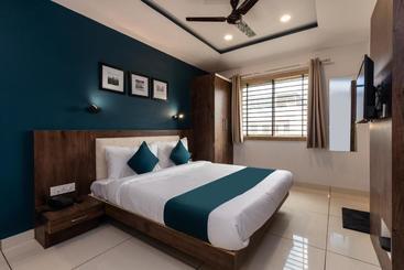 Hotel O Silverkey ,near Rto Office Kondapur