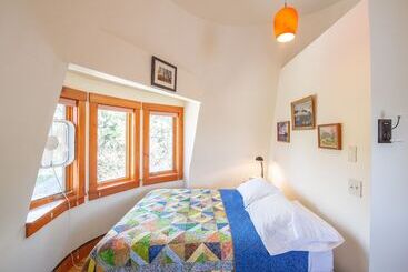 민박 Wisehart Springs Inn