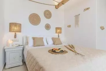 Hotel Glaronissi Beach