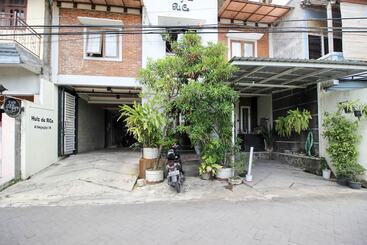 Pensió Reddoorz Syariah Near Uin Yogyakarta