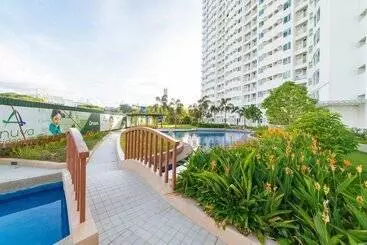 ホテル Reddoorz Premium @ Anuva Residences