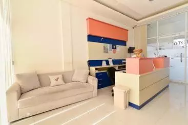 Pension Reddoorz Plus Near Pandawa Beach