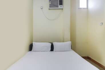 호텔 Spot On 48832 Balaji Parisar