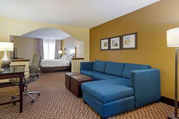 فندق Comfort Suites Milledgeville