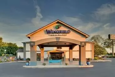 בית מלון כפרי Wingfield Inn & Suites