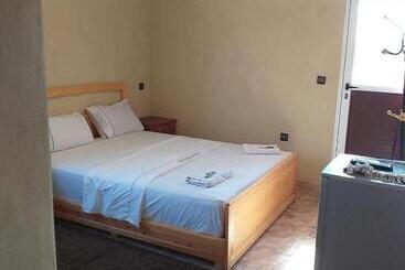 בית מלון כפרי Bio Palace