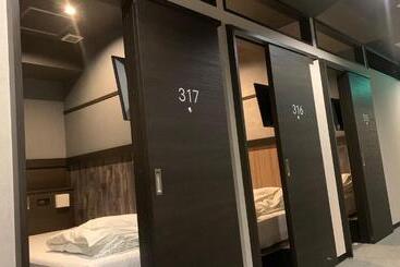 Hotel-cápsula Capsule Inn Shizuoka