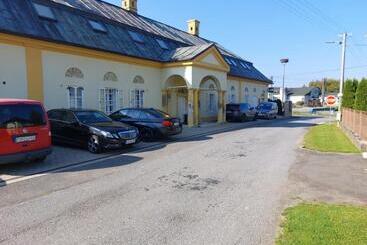 Pensió Majerovský Kaštieľ