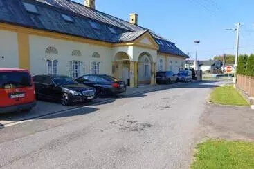 ペンション Majerovský Kaštieľ