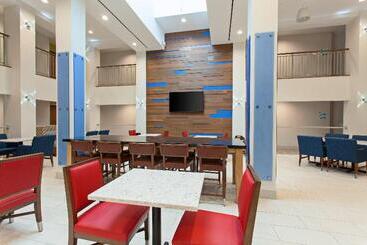 فندق Holiday Inn Express West Los Angeles, An Ihg
