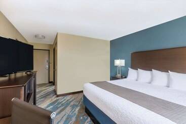 מוטל Americinn By Wyndham Prairie Du Chien