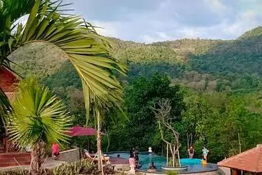 ペンション Tanjung Lima Villas Labuan Bajo