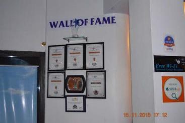 호텔 Mainak & Health Club