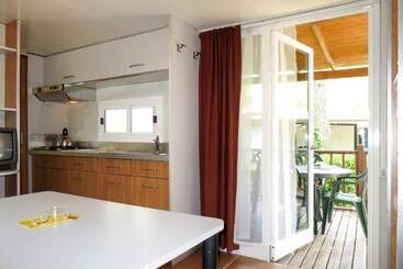 Lomakeskus Mobilhome Superior