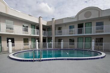 ホテル Budget Inn