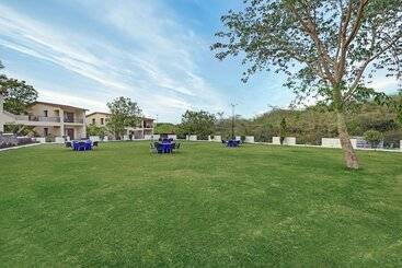 Отель The Maharana Bagh By Trulyy