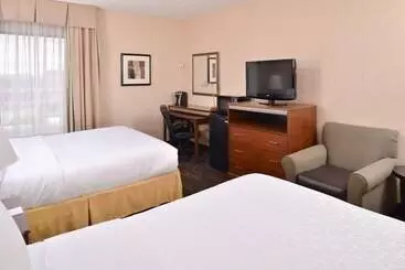 Holiday Inn Express Hotel & Suites West Chester By Ihg