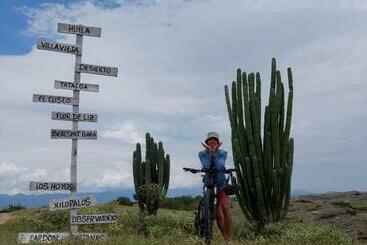 هتل Flor De Liz Bereshit Bara