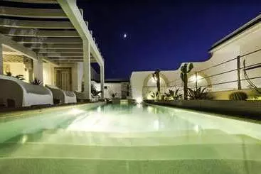 تختخواب و صبحانه Dar Benti