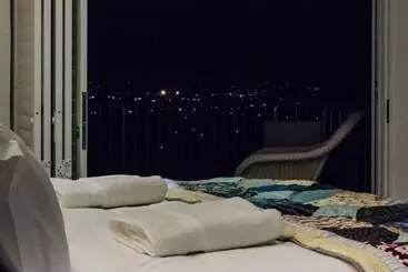 Majatalo Somerset View Guest House