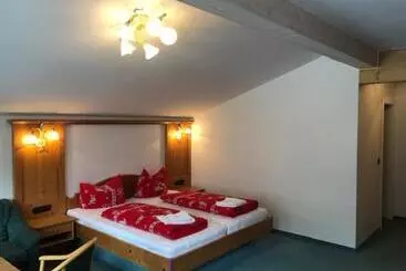 Bed and Breakfast Norishütte