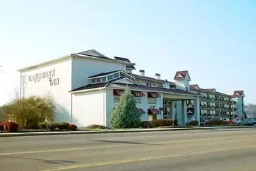 Motelli Landmark Inn
