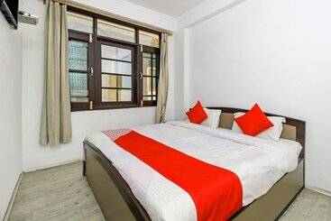 City Star Hotel & Restaurant