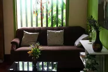 پانسیون Hostal Casa Mauro