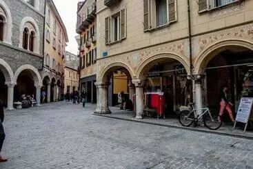 Hostel Grotto Zendralli