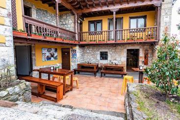 פנסיון Albergue Santa Marina