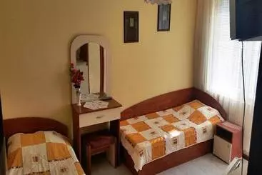 پانسیون Guest House Konomaevi