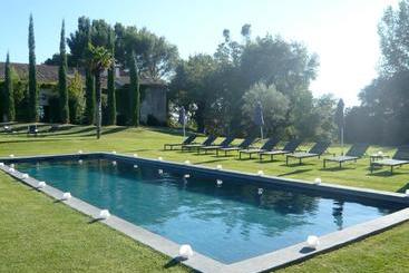 پانسیون Mas Des Songes