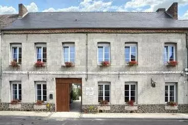 Aamiaismajoitus (B&B) Au Chapitre