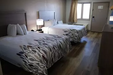 هتل Red Roof Inn Staunton