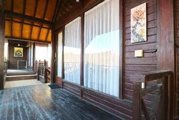 Pension The Beach Huts Lembongan